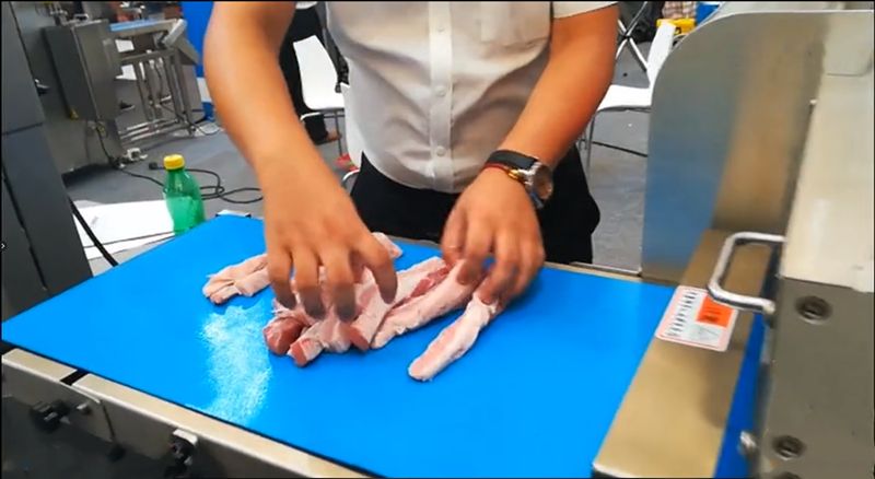 猪肉切片切肉机输送带的介绍